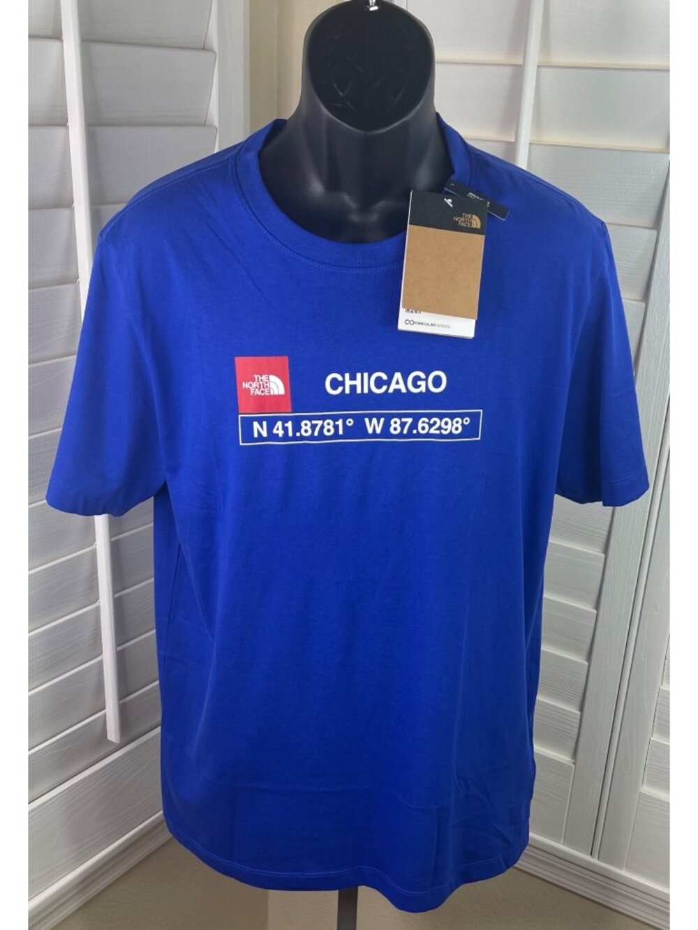 The North Face Blue Chicago GPS Coordinates Regular Fit T-Shirt - Men’s M - NWT